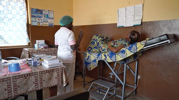 Dominique Nouvian prend la tête de la campagne contre la mortalité maternelle et infantile en Afrique