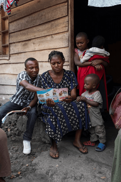 Protecting children and engaging communities key to ending Ebola outbreak